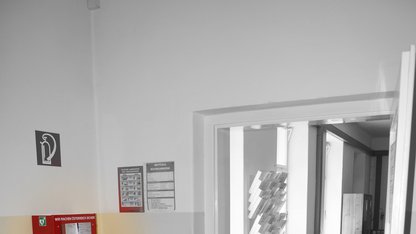 Standort Defibrillator Aussenstelle Gams Z_Gams_bild_defibrillator