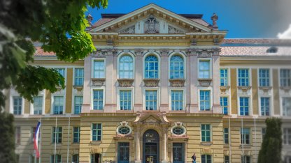 Hauptgebäude A_01_HG